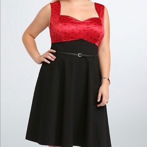 Torrid Red & Black Bow Tie Print Swing Dress sz 26
